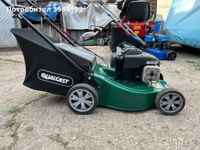 43 Самохода моторна касачка Qualcast 4.5 hp, снимка 2 - Градинска техника - 55316925