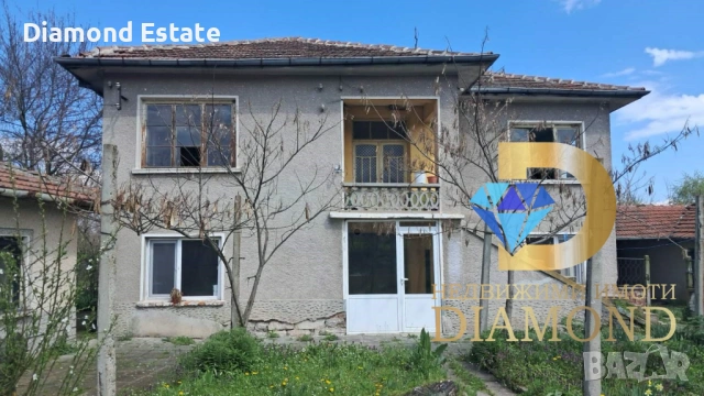 Двуетажна къща в село Трънково, общ. Раднево