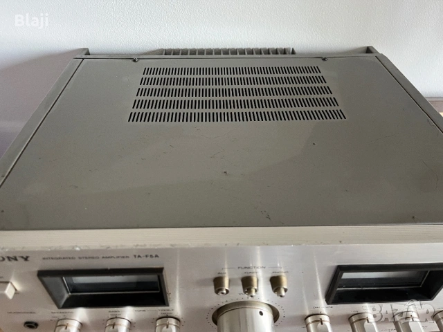 Усилвател, снимка 7 - Ресийвъри, усилватели, смесителни пултове - 54172751