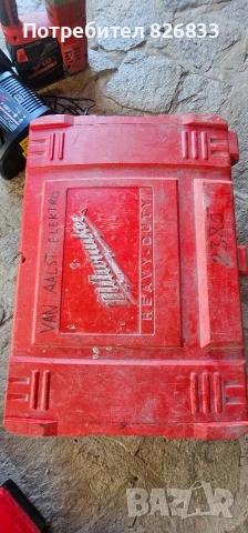 Milwaukee Акумулаторен перфоратор 2x18V отличен, снимка 3 - Перфоратори - 54427457