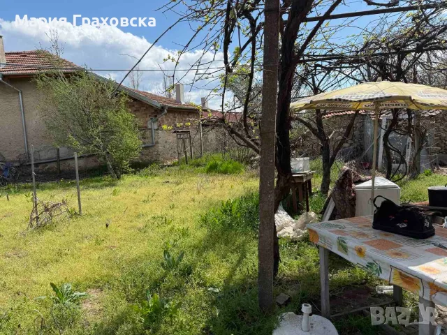 Стара къща с двор с.Боровец, снимка 6 - Къщи - 55379114