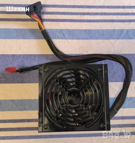 полу-модулно захранване Thermaltake Toughpower 700w, снимка 2 - Захранвания и кутии - 55163389