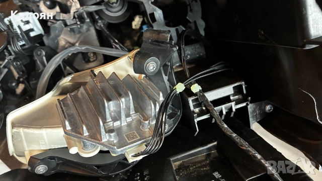Десен фар за Mercedes W205 2017г, снимка 6 - Части - 55250648