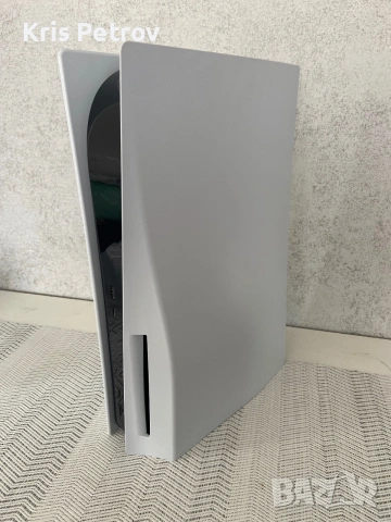Конзола Playstation 5 Disc Edition + FIFA 19, снимка 4 - PlayStation конзоли - 54536581