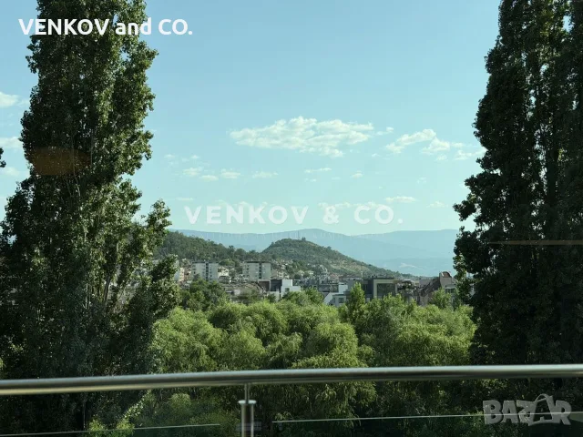 ЮЖЕН АПАРТАМЕНТ С ГЛЕДКА КЪМ АЛЬОША!! ВИСОК КЛАС!! НАПЪЛНО ОБЗАВЕДЕН И ОБОРУДВАН!!, снимка 17 - Апартаменти - 55653525