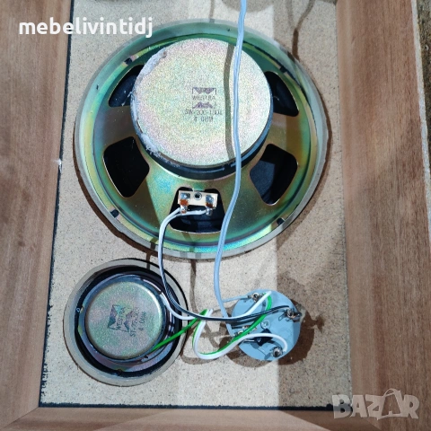 Винтидж тонколони с дървен корпус и предни решетки от плетен ратан, снимка 6 - Антикварни и старинни предмети - 54031093