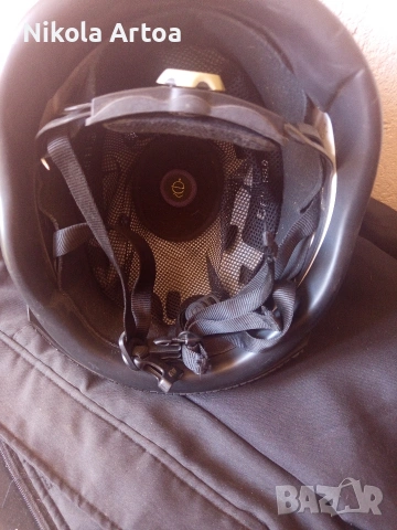 Маркова каска ., снимка 3 - Аксесоари за велосипеди - 54328874