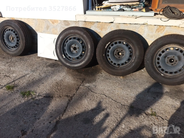 Гуми 215/65/16C Continental DOT23, снимка 2 - Гуми и джанти - 55166821