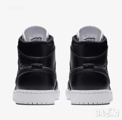 Air Jordan 1 Mid Se, снимка 6 - Маратонки - 54197261