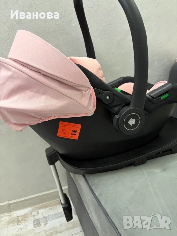 Столче за кола Chipolino Duo Smart i-Size + ISOFIX база, снимка 9 - Столчета за кола и колело - 55082243
