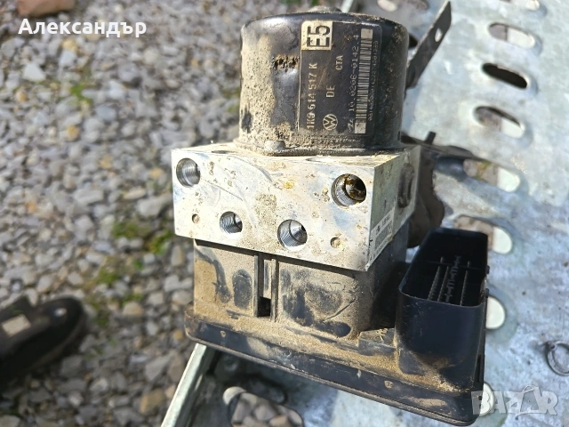 абс за голф 5, снимка 4 - Части - 54530308