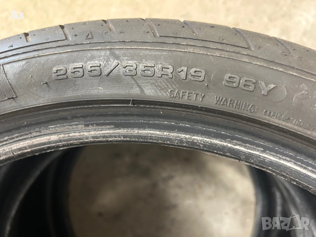 Гуми 255/35/19, снимка 4 - Гуми и джанти - 54583071