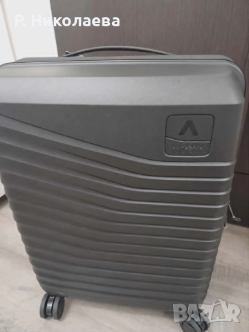 Чисто нови куфари Samsonite за полет – ТОП цена, снимка 4 - Куфари - 54688022
