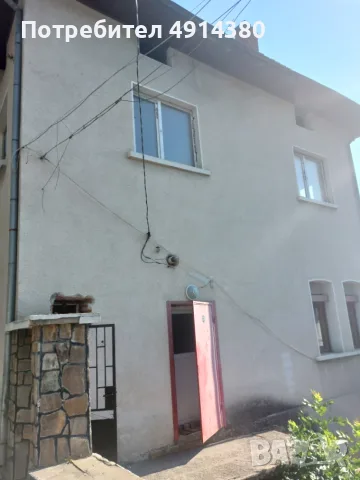 Продава се 3 етажна къща в центъра на Ракитово, снимка 3 - Къщи - 55609953