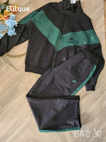 дамска екипи nike , снимка 2 - Спортни екипи - 54387464