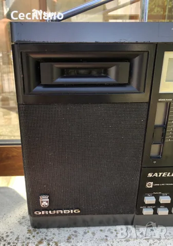 Grundig Satellit Recorder 4000 – Stereo Radio Cassette
, снимка 9 - Радиокасетофони, транзистори - 55432711