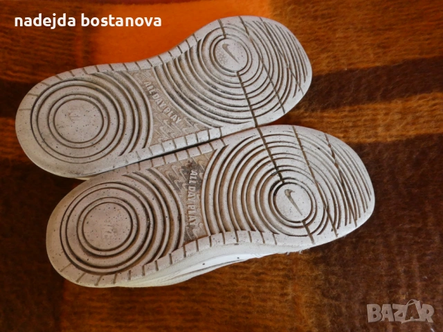 продавам дамски маратонки nike,номер 36,5 в бяло, снимка 6 - Маратонки - 54254264