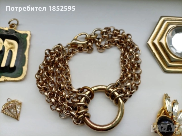 Vintage лот от обеци, брошка, гривна и висулки, снимка 2 - Обеци - 54721154