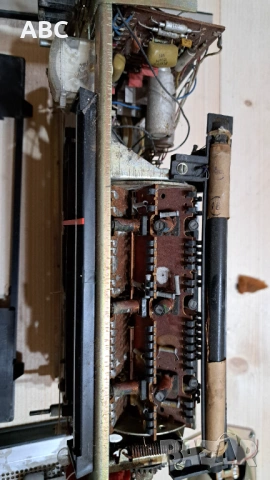 Радио Селена B216 за части, снимка 4 - Радиокасетофони, транзистори - 54315751