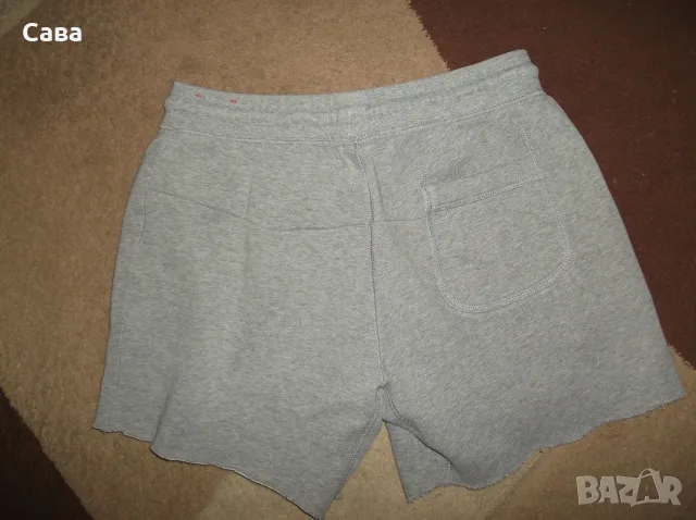 Шорти NIKE  дамски,М, снимка 4 - Къси панталони и бермуди - 55618568