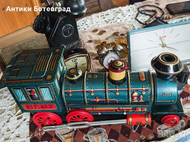 Ламаринена играчка Япония 1960г, снимка 4 - Коли, камиони, мотори, писти - 55166195