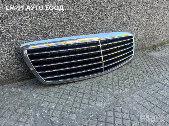 Решетка Мерцедес W211 03-06, снимка 2 - Аксесоари и консумативи - 54592770