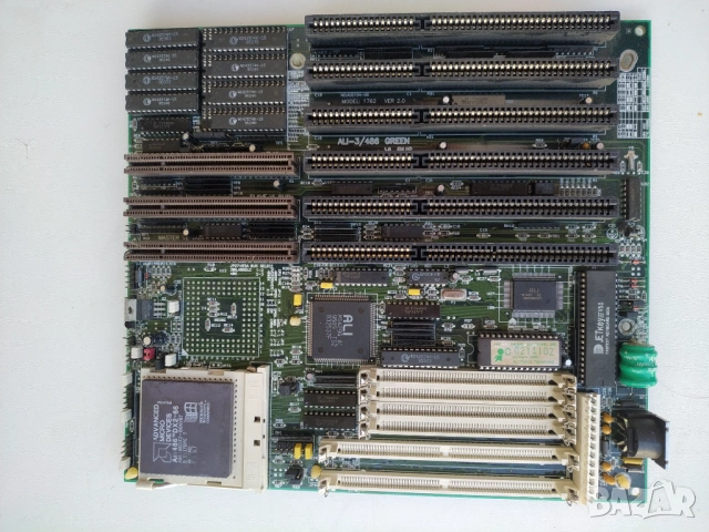 Платкa ALI3 486 VLB с процесор AMD 486 DX2 66MHz за AT ISA / VESA ретро компютър