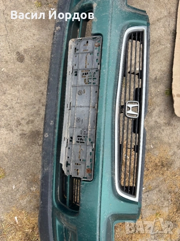 Предна Броня за Хонда Сивик 6 / Honda Civic 6 / Броня с решетка, снимка 3 - Части - 54577287