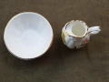 Порцеланови чаша и каничка за саке , снимка 2