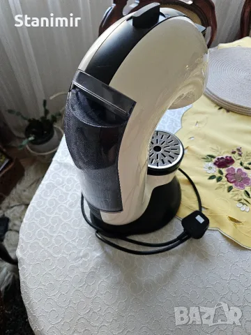 Кафемашина Nescafe Dolce Gusto, снимка 3 - Кафемашини - 55153045