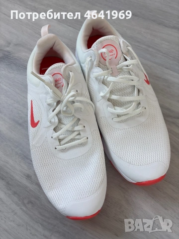 Дамски маратонки Nike