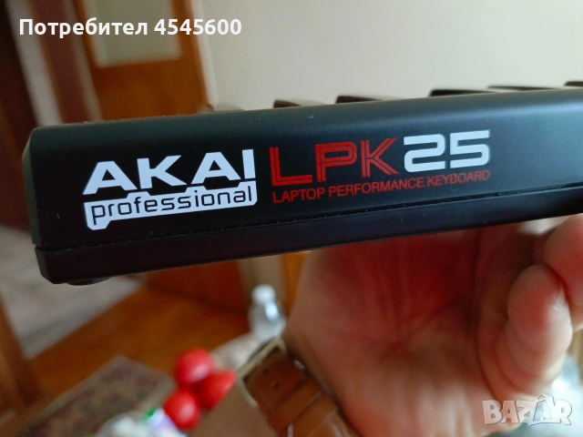 Миди клавиатура Akai LPK 25