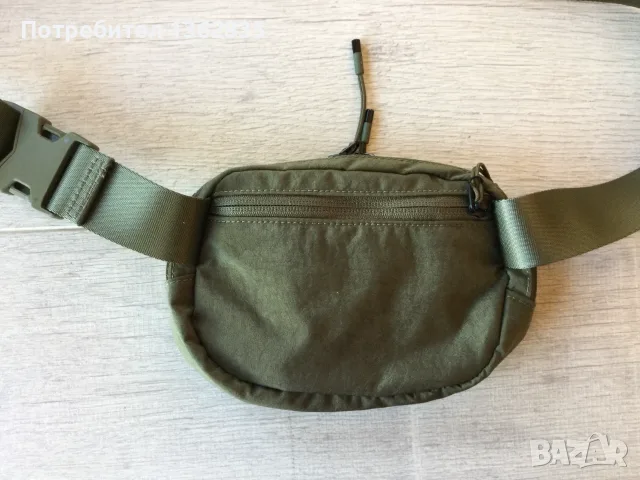 НОВА оригинална мъжка / унисекс зелена чанта / crossbody bag чантичка за кръста "банан" NIKE от САЩ, снимка 10 - Чанти - 55358145