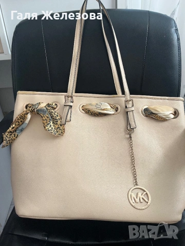 Michael Kors-дамска чанта