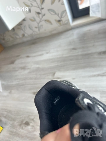 Маратонки на точки Adidas, снимка 4 - Маратонки - 54652446