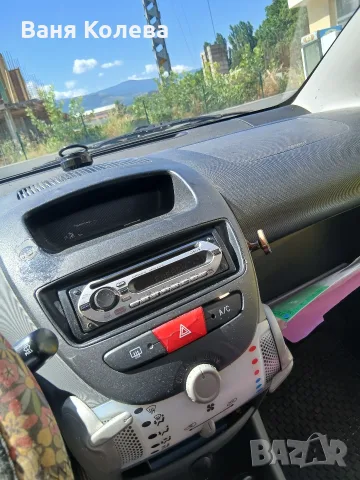 Peugeot 107 1.0i, снимка 6 - Автомобили и джипове - 55461927