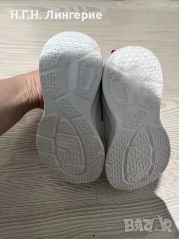 Спортни маратонки за лято , снимка 4 - Детски маратонки - 54278224