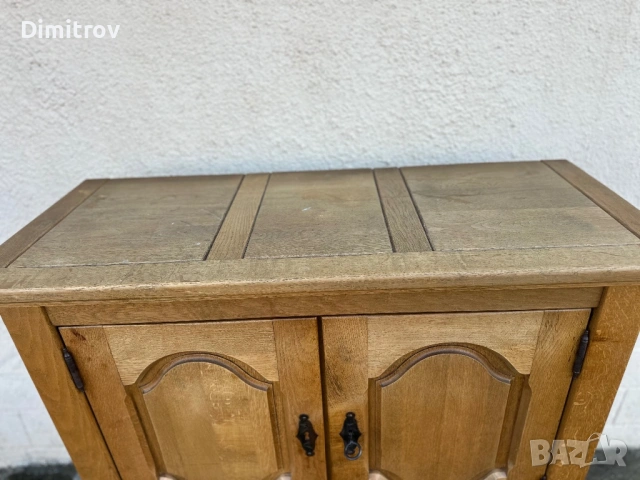 Масивен дъбов шкаф / малък бюфет – 2 врати + 2 чекмеджета, снимка 4 - Бюфети - 53958717