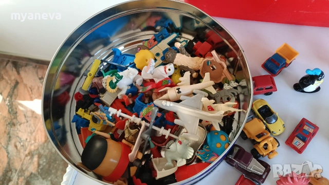 Kinder Surprise , Киндер сюрприз, стари играчки от различни серии., снимка 4 - Фигурки - 55156972