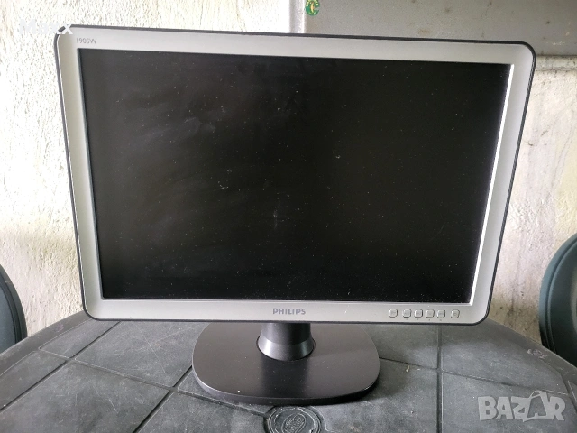 Продавам монитор Philips HWS8190T. 