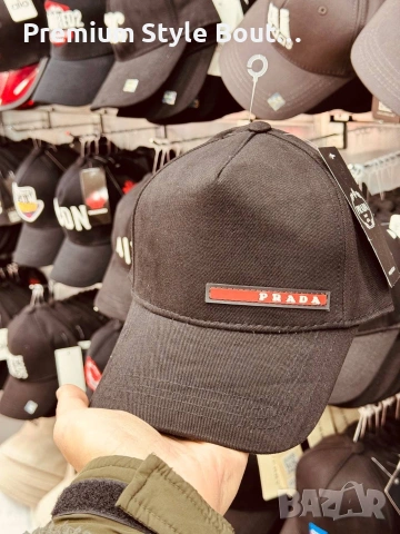 шапки с козирка prada emporio armani Louis Vuitton lacoste 