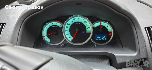 Toйота Корола Версо 1,8, снимка 11 - Автомобили и джипове - 54080110