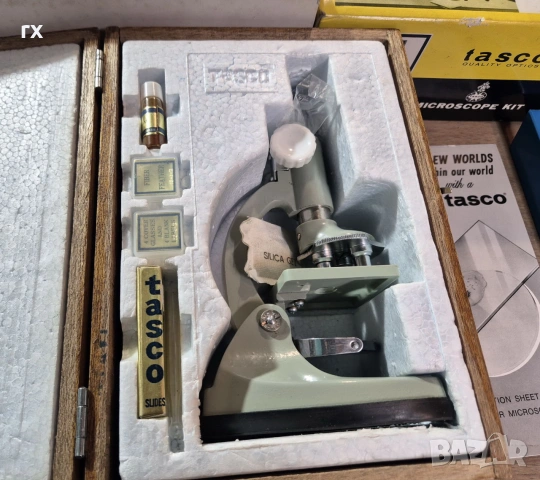 Японски Микроскоп Tasco 1970г (600 Power Microscope Kit) в дървена кутия, снимка 3 - Антикварни и старинни предмети - 55007090