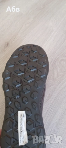 Спортни обувки VANS, снимка 6 - Спортни обувки - 54637348