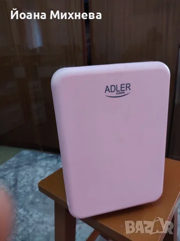 Мини хладилник Adler AD 8084, 12V/220V, 32-42 W, 4 L, Отопление/Охлаждане, Розов