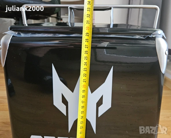 Лимитирана Метална Хладилна Кутия Acer Predator (Ретро Кулер) , снимка 9 - Колекции - 54793618