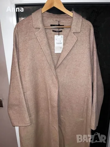 Палто на Zara чисто ново
