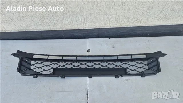 Долна решетка предна броня Skoda Superb година 2024 2025 2026 код 3P0853677, снимка 4 - Аксесоари и консумативи - 55430529