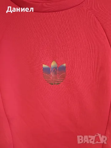 Дамска тениска Adidas , снимка 3 - Тениски - 55354341