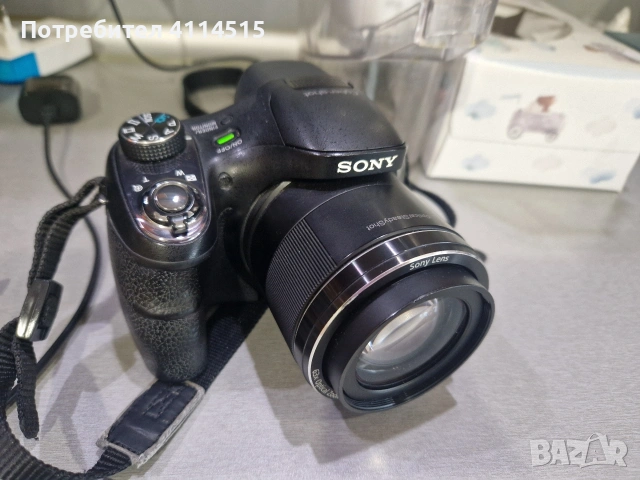 Цифров фотоапарат Sony, снимка 3 - Фотоапарати - 54424286